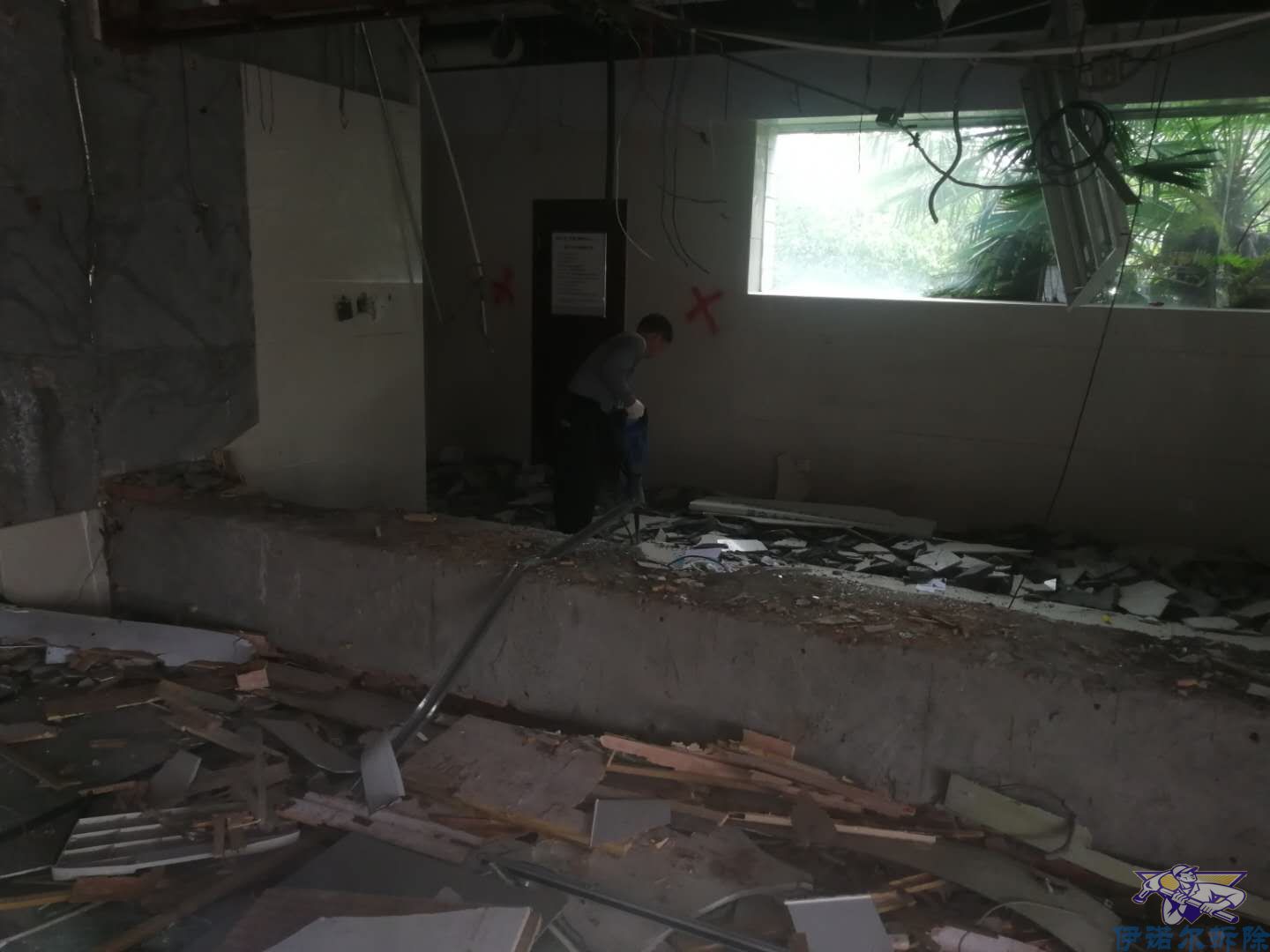 姑蘇平價(jià)的窗戶拆除公司地址保質(zhì)保量